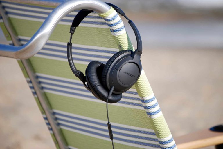 Can I Listen To Audiobook Downloads On A Bose Headphone?